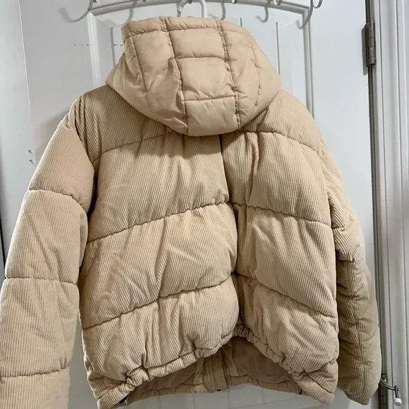 american eagle corduroy puffer - Picture 5 of 5